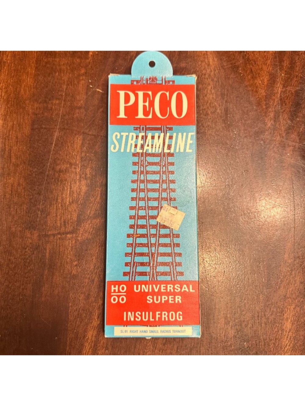 Peco HO/OO Universal Super Insulfrog SL-91 Right Hand Small Radius Turnout